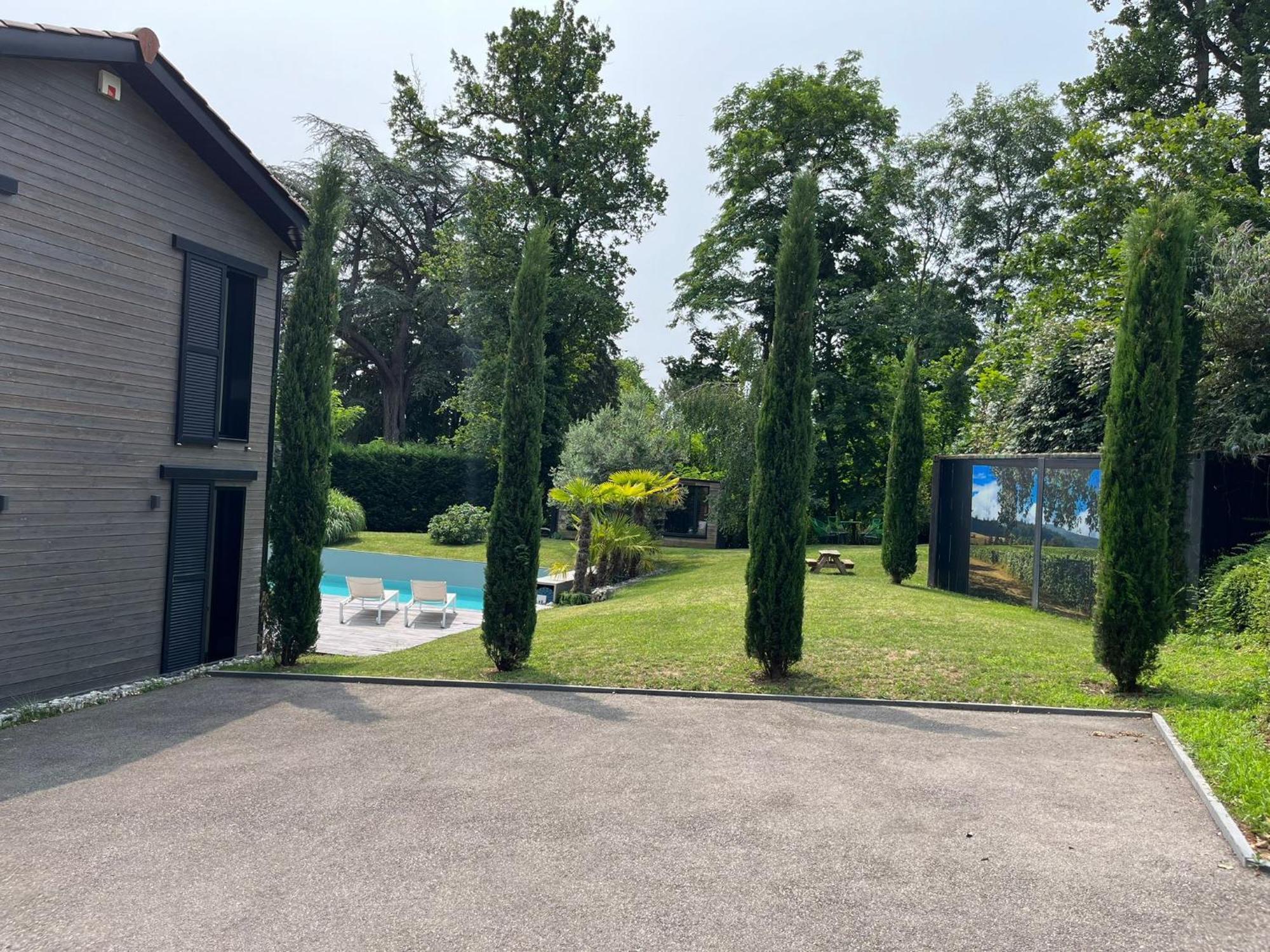 Villa Piscine A Proximite De Lyon Chaponost Exterior photo